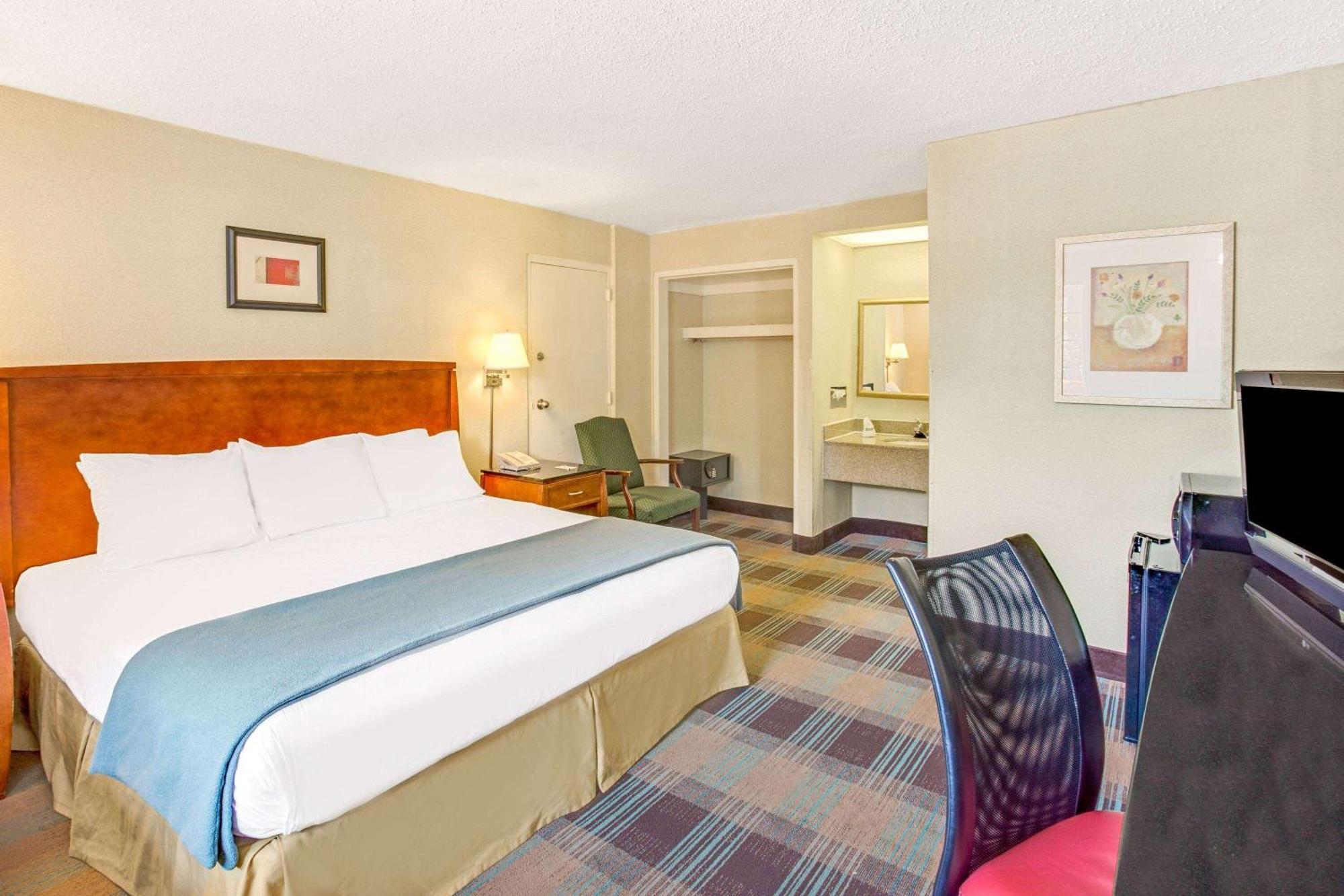 Travelodge By Wyndham Silver Spring Zewnętrze zdjęcie